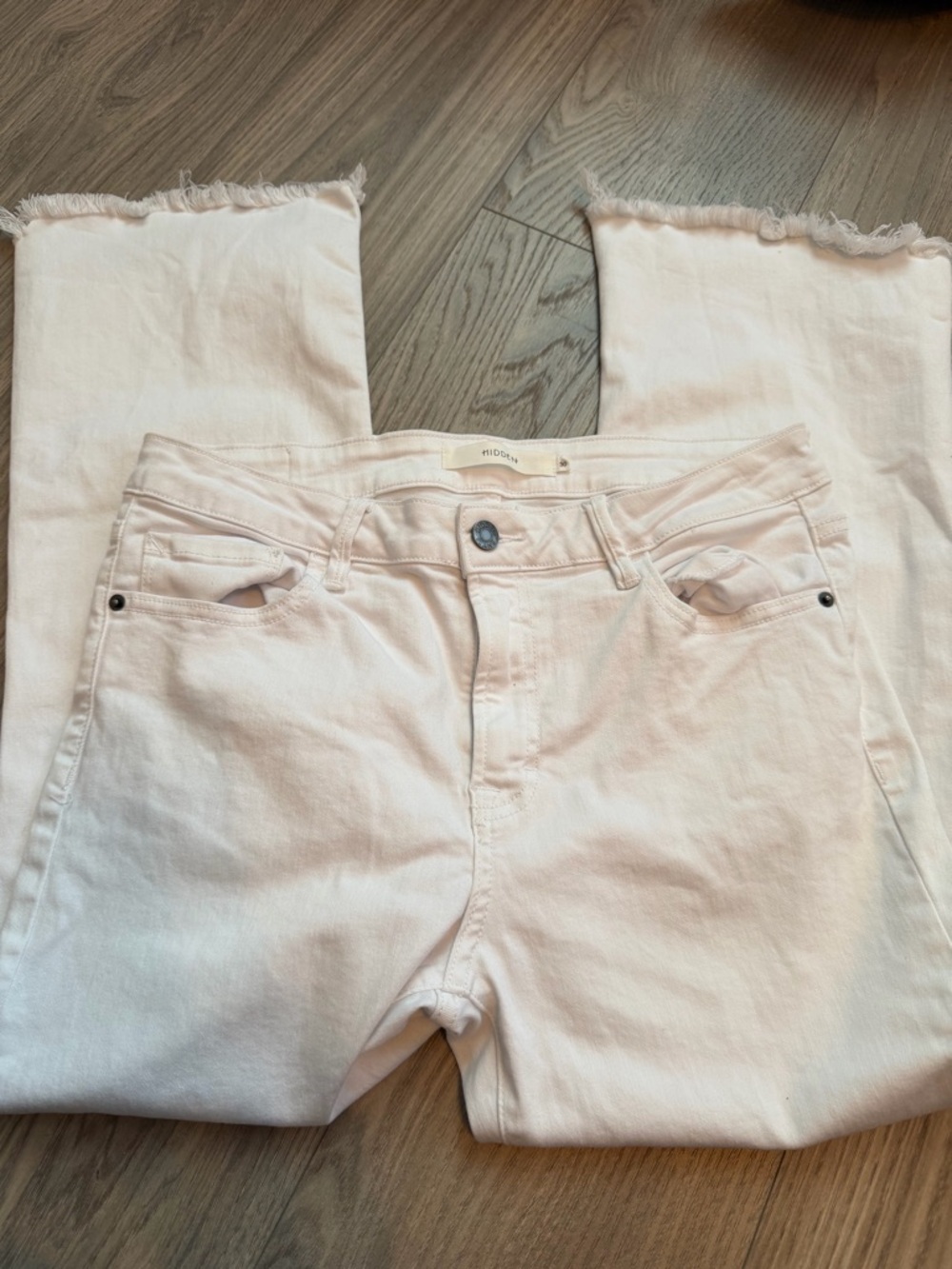 Hidden Jeans White High Waisted Raw Hem Flare Jeans Size 30